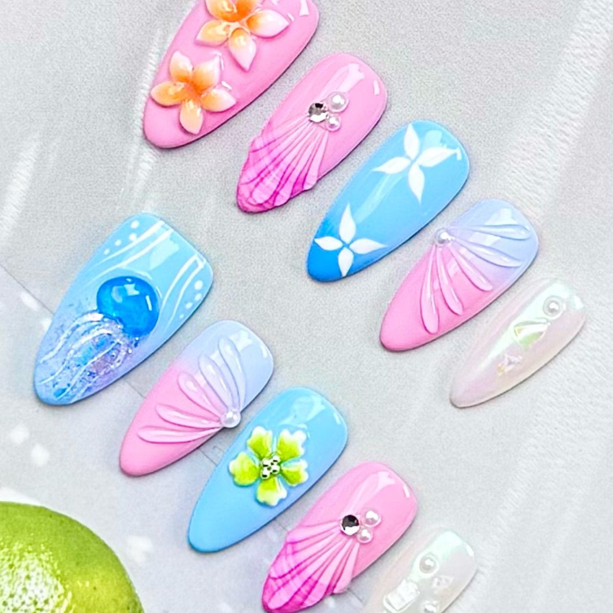 Tropical Breeze Gradient Nail Art Set