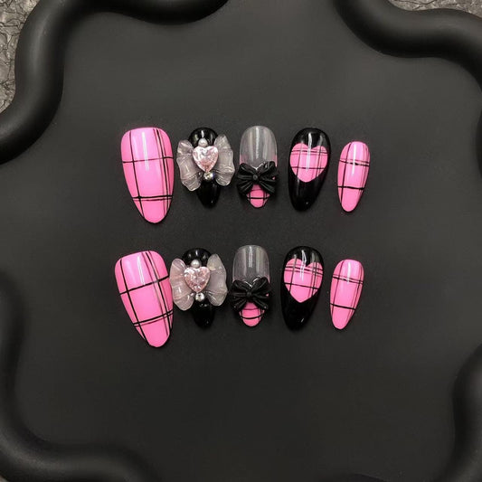 Pink plaid nails press on glue Kawaii Heart gem Black and pink Bow art cute 3D Harajuku style glam long oval girly cute manicure faux artsy