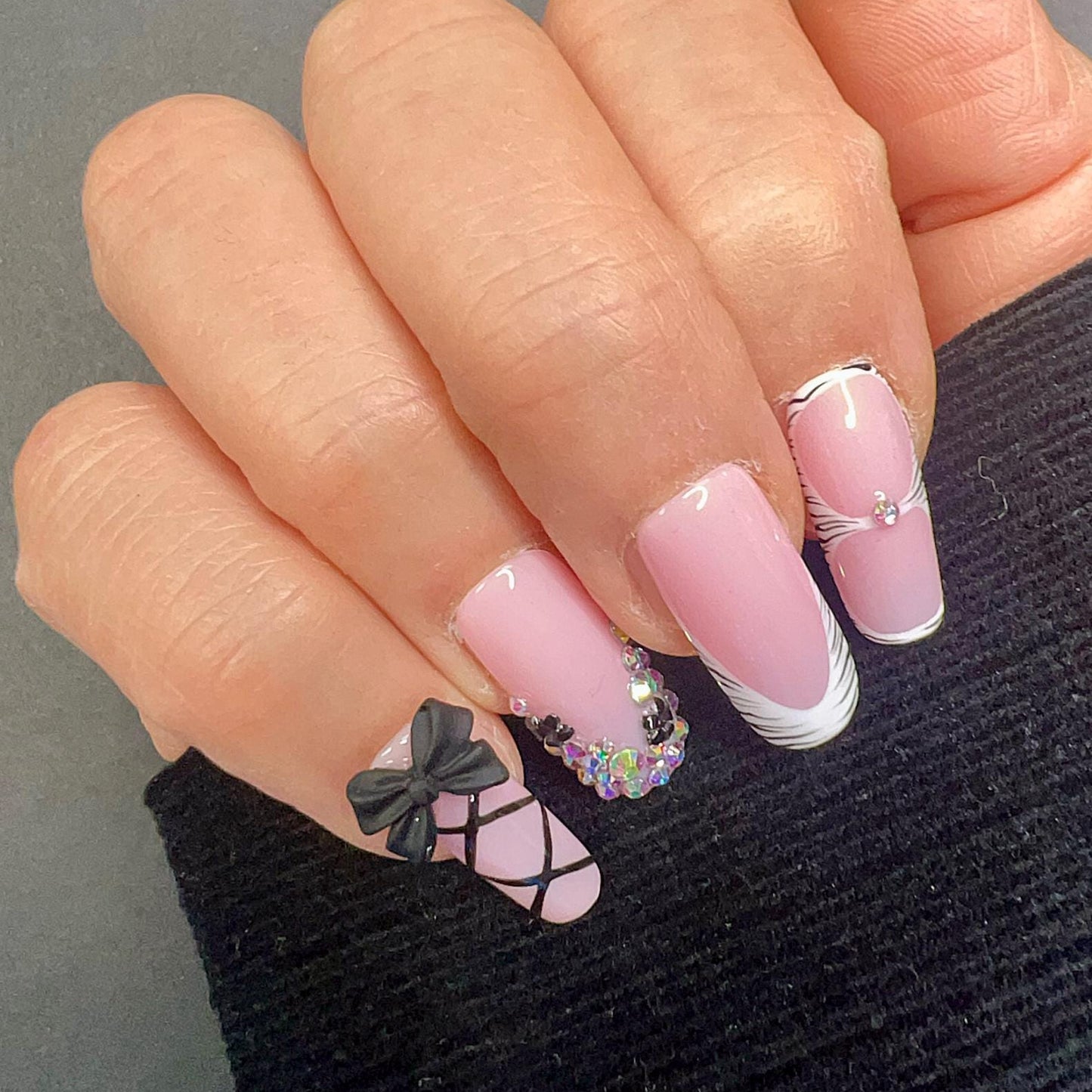 Pink Zebra Baddie Press On Nails – Bow, Rhinestone & Animal Print Set