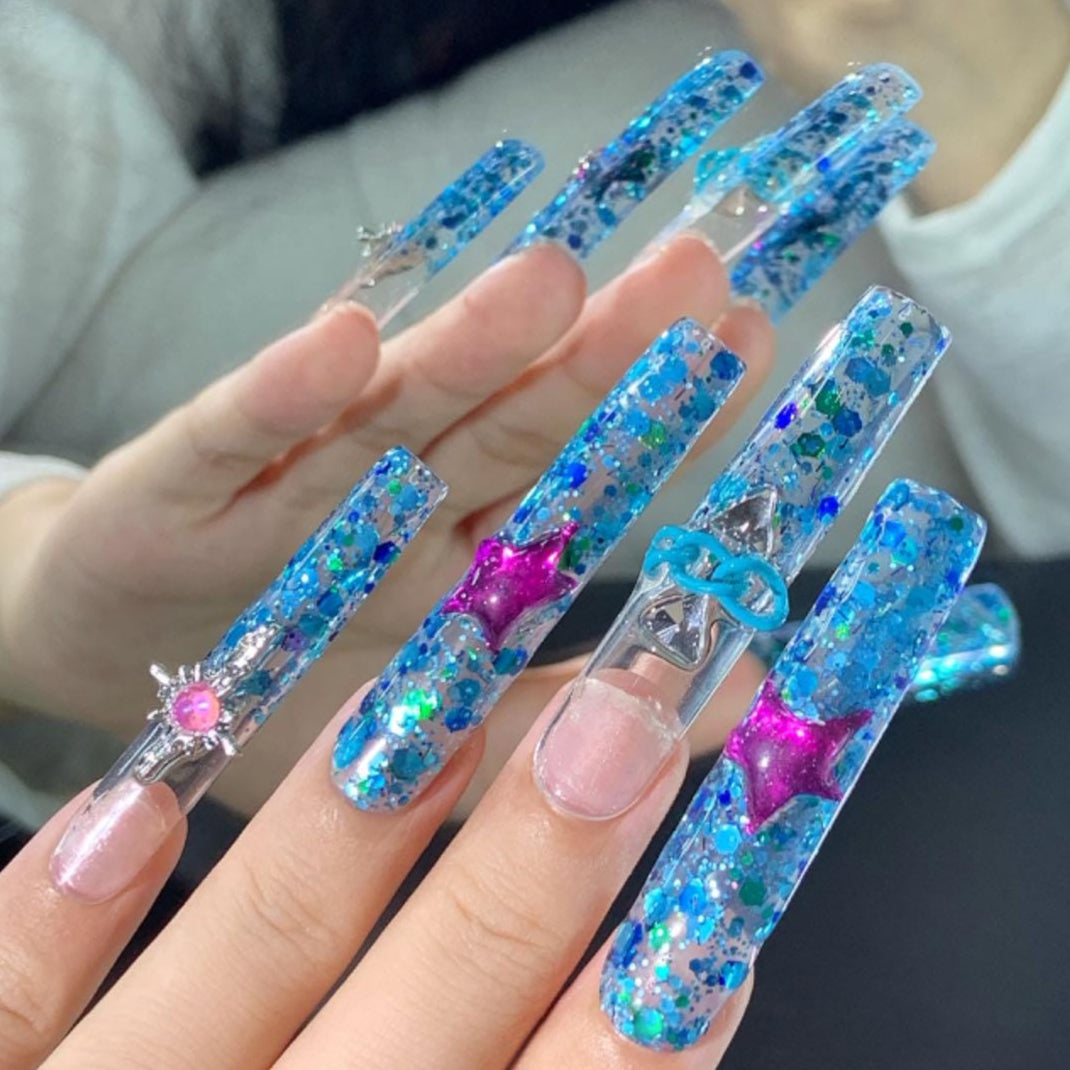 Galaxy Glitter Blue Press On Nails – Star Charm & Cosmic Chain Set