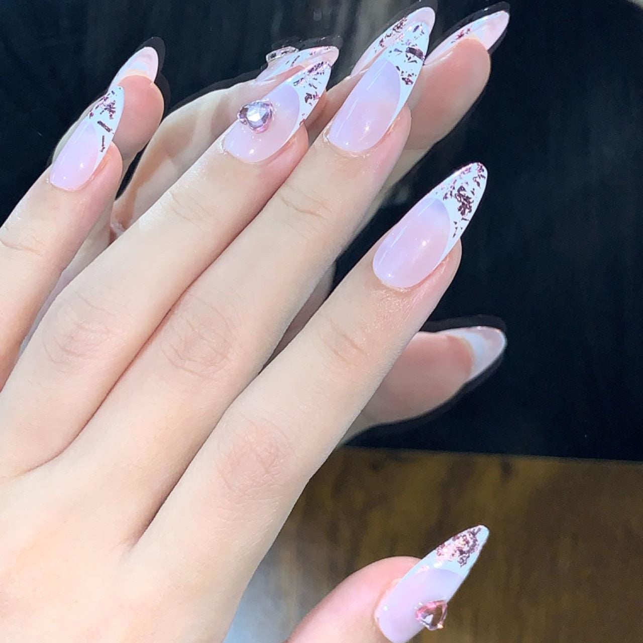 nail art heart design pink glitter accents artificial nails manicure beauty light pink soft pink bold red glue on press on medium almond
