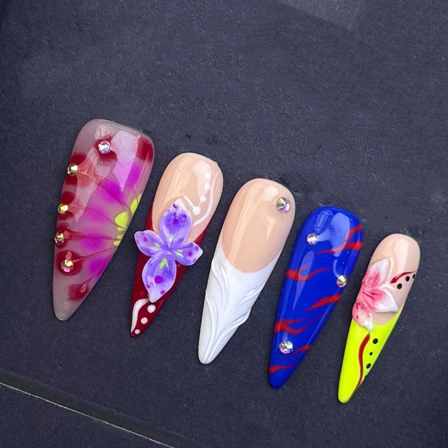 Bright Floral Stiletto Press On Nails with Rhinestones and Color Pop Design Artificial reusable fake glue on faux manicure nails trendy art
