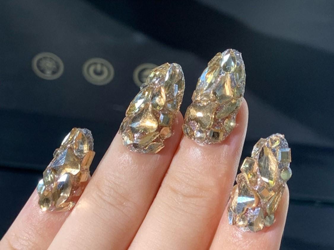 3D Gold Crystal Cluster Press-On Nails – Full Rhinestone Glam Set Artificial reusable fake glue on faux manicure nails trendy art