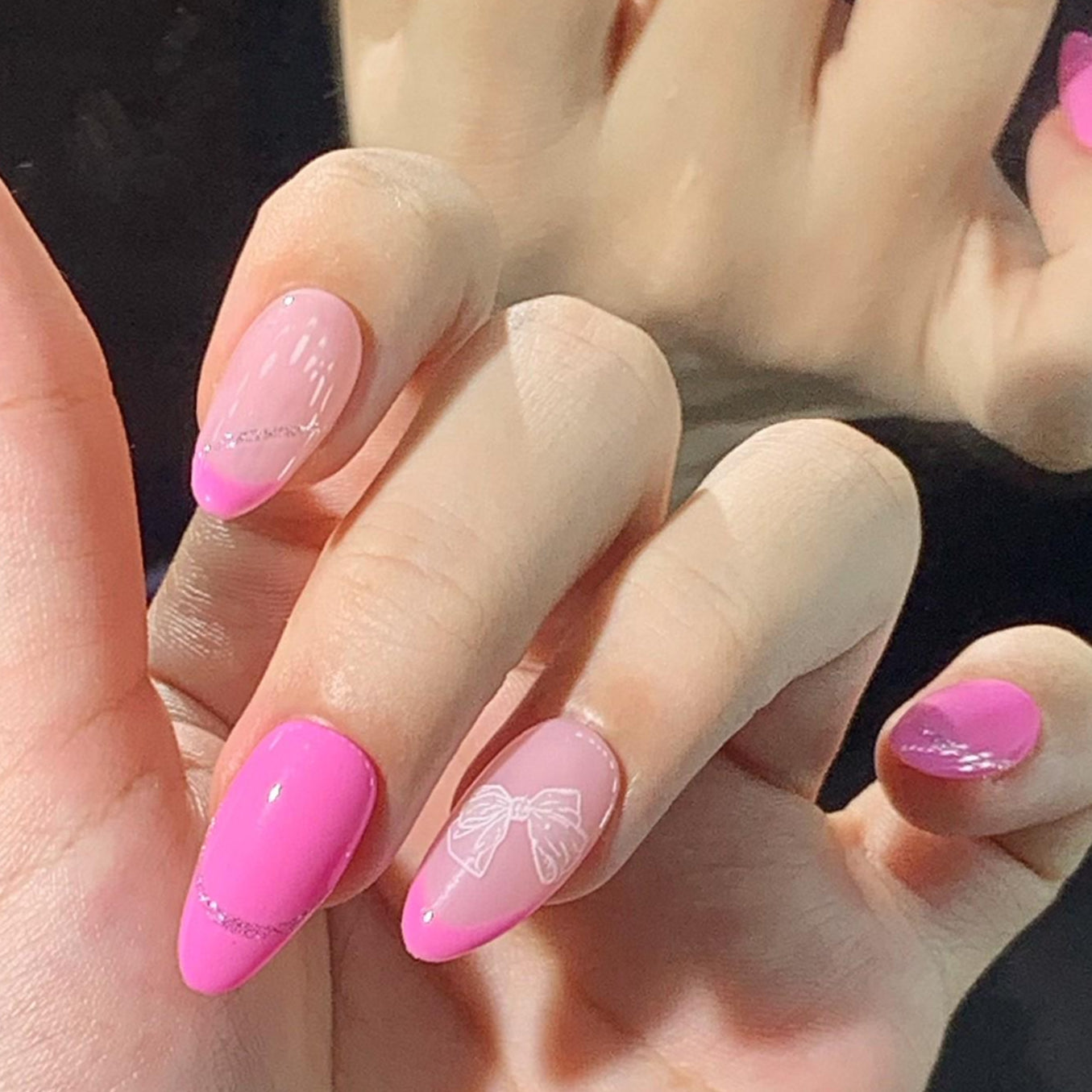 Pink French Tip Press-On Nails with Glitter and Bow Art –Cute Girly Nail Set Artificial reusable fake glue on faux manicure nails trendy art