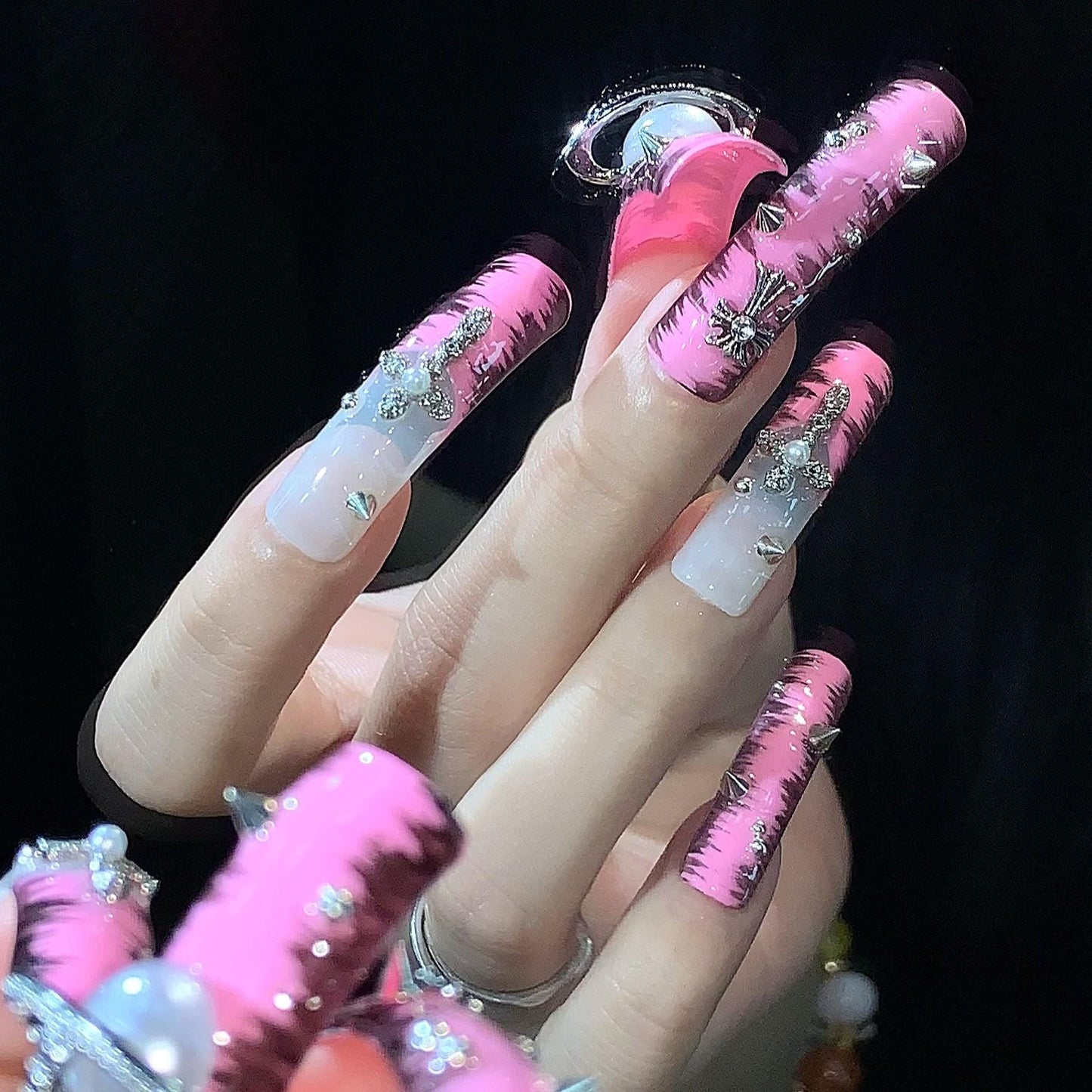 Pink Punk Galaxy Press-On Nails – Planet, Cross & Stud Charms Artificial reusable fake glue on faux manicure nails trendy art