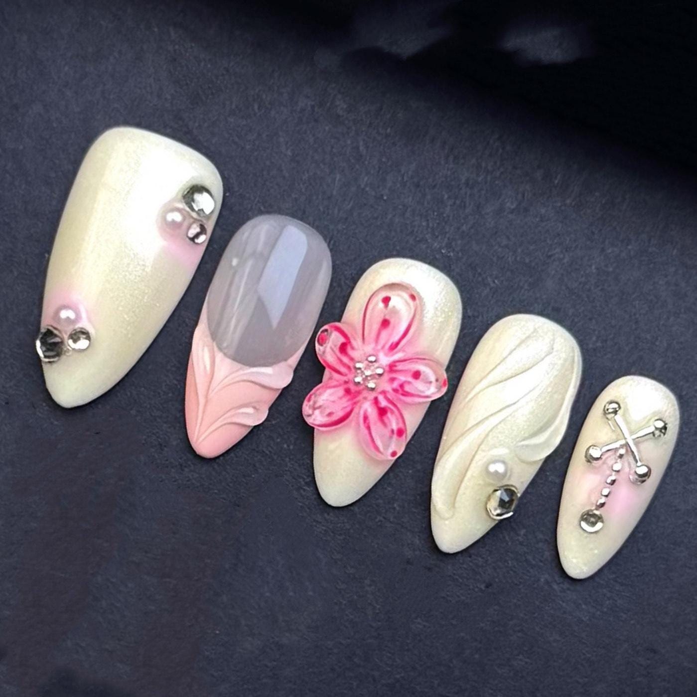 Pearl Shimmer Floral Press On Nails with Rhinestones and Pink Accents Artificial reusable fake glue on faux manicure nails trendy art