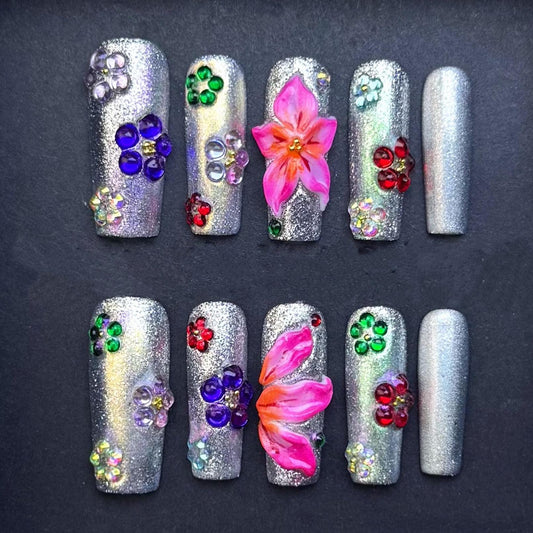 Silver Glitter Floral Press On Nails with Rhinestones and 3D Pink Petals Artificial reusable fake glue on faux manicure nails trendy art