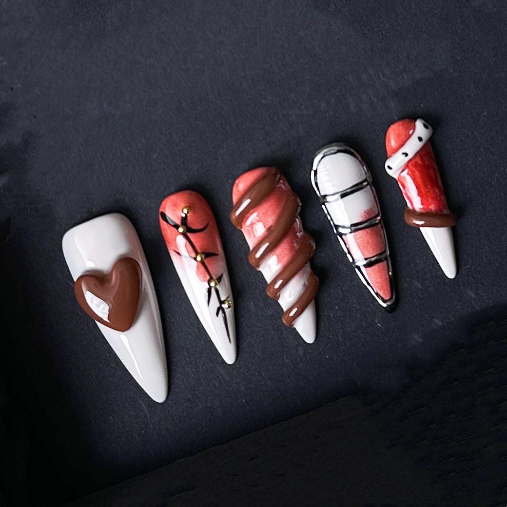 Gothic Heart & Chocolate Drip Press-On Nails – Edgy Red Black Valentine Design. Artificial reusable fake glue on manicure nails trendy art.