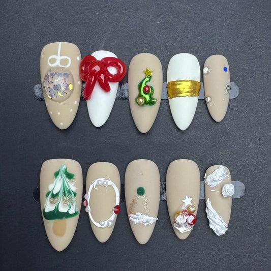 Matte Christmas Press-On Nails – 3D Holiday Charms and Festive Designs. Artificial reusable fake glue on faux manicure nails trendy art.