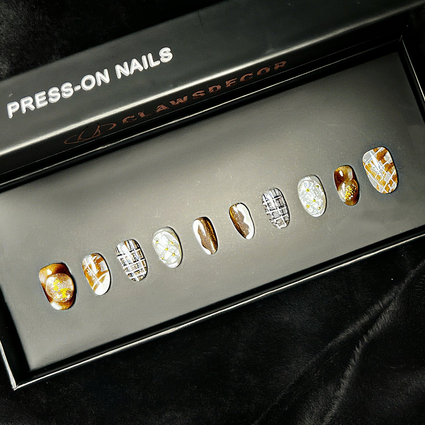 🤎 Caramel Plaid Elegance Press-On Nails | Brown Gold Gel Design | Cozy Fall Nail Art by Clawsdecor