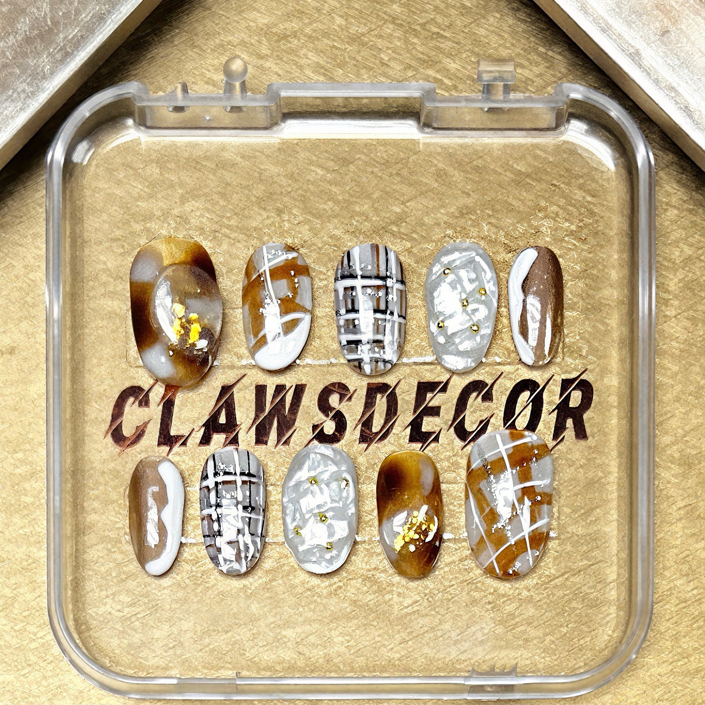 🤎 Caramel Plaid Elegance Press-On Nails | Brown Gold Gel Design | Cozy Fall Nail Art by Clawsdecor