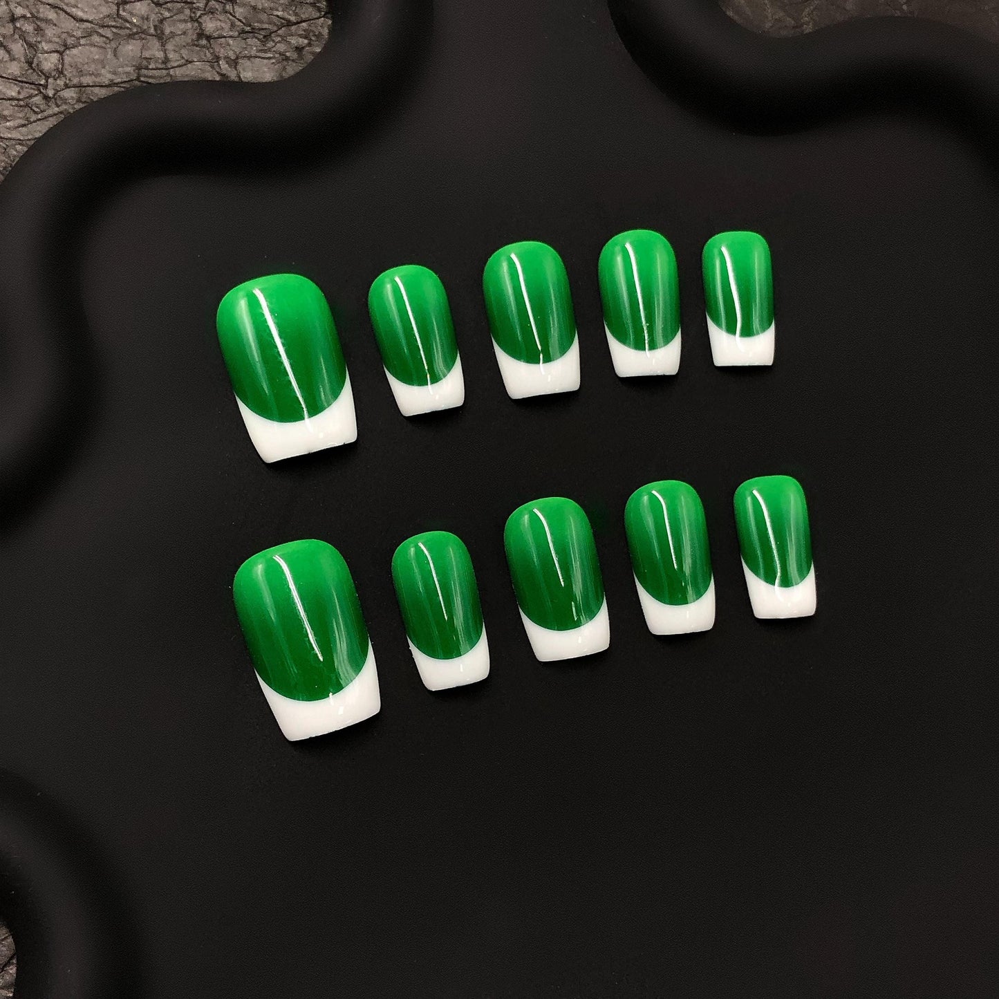 Press-on nails short square green French tip glossy classic nail design, acrylic artificial nails, manicure, simple nail art, elegant nails.