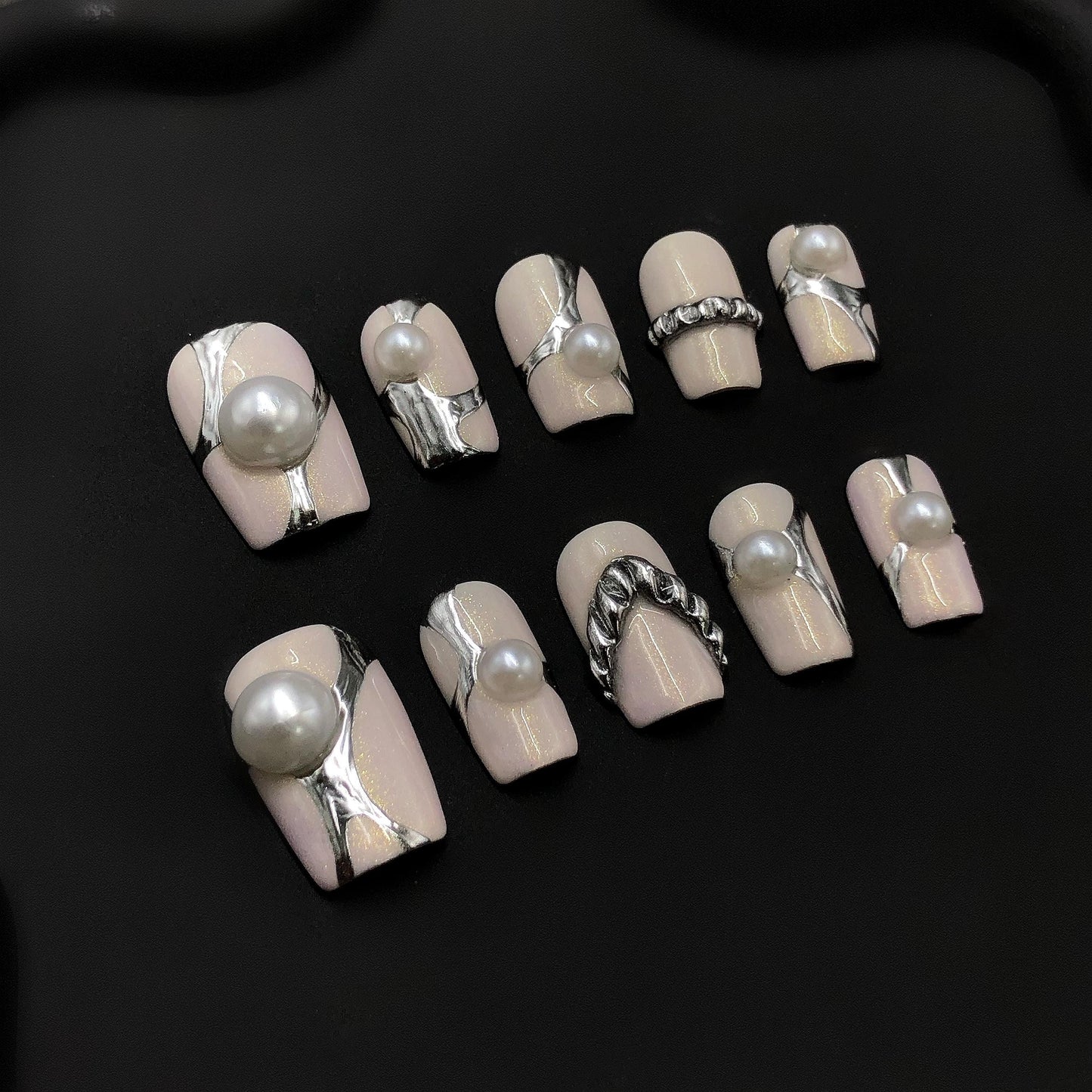 Pearl Nails Chrome Luxury Elegant Minimalist Art Short Press On Nude Nails 3D Art Glam square glue on artificial faux bridal wedding glamour