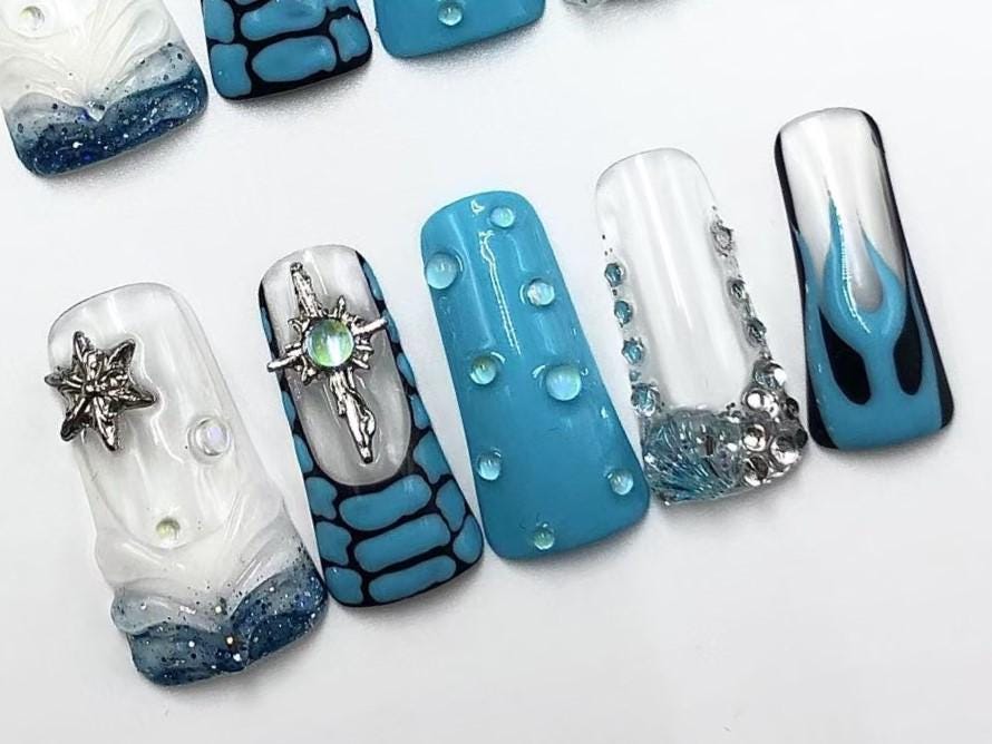 Arctic Ocean Vibe Press-On Nails Blue Fantasy Set with 3D Charms & Water Droplets Manicure glue on artificial fake faux reusable trendy nail