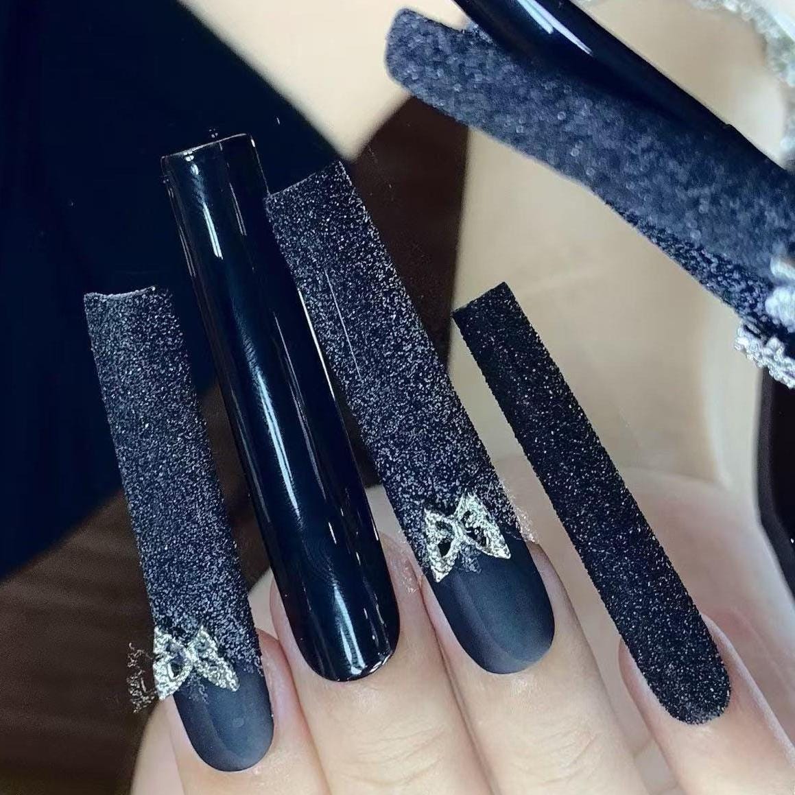Black Velvet Butterfly Press-On Nails – Matte & Glossy Texture Long Nail Set Artificial reusable fake glue on faux manicure nails trendy art