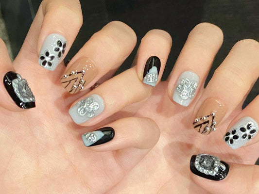 Neutral Elegance Floral Press-On Nails – Black, Taupe & Silver Mix Set Artificial reusable fake glue on faux manicure nails trendy art