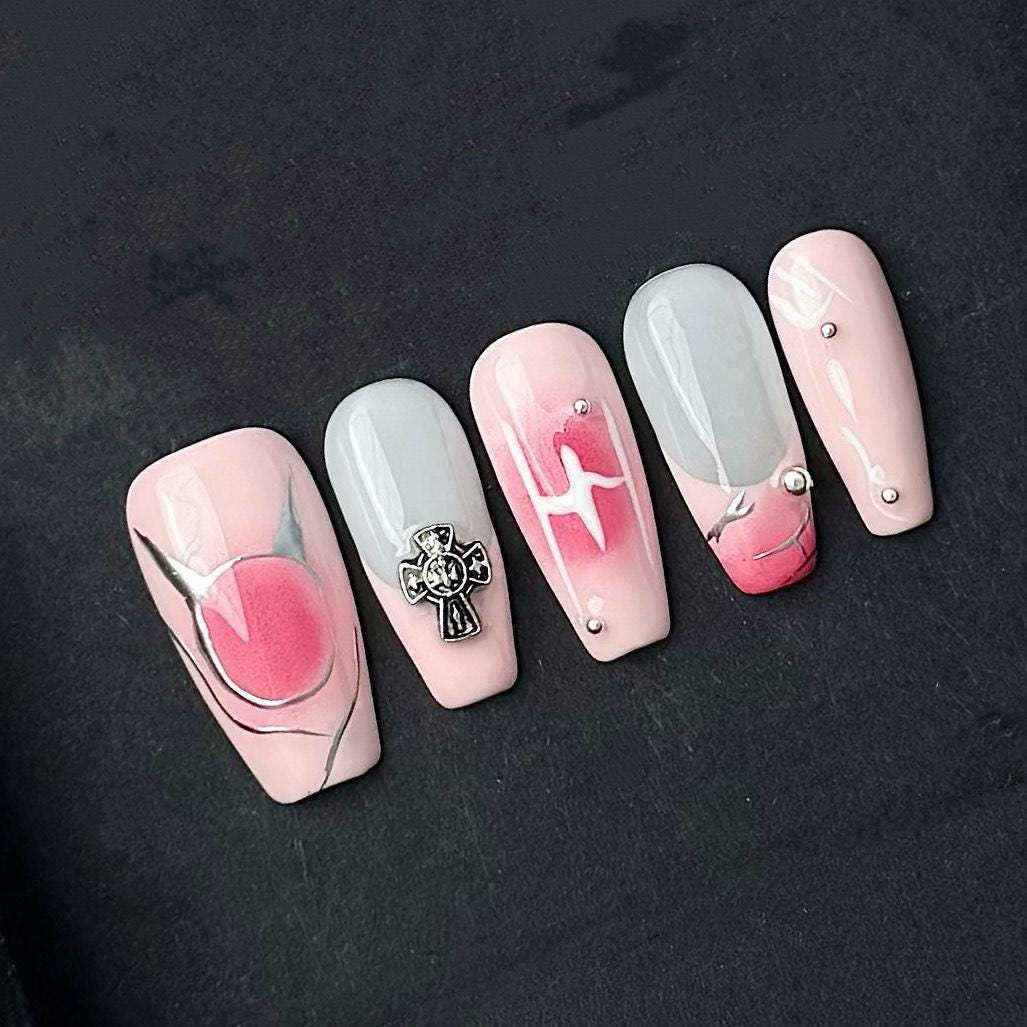 Gothic Pink Ombre Snake and Cross Nails Artificial reusable fake glue on faux manicure nails trendy art