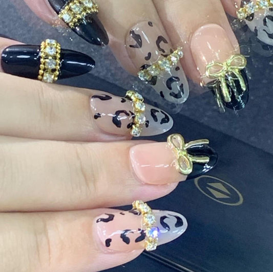 Luxury Black  Leopard Print Press-On Nails Gold Bow & Rhinestone Glam Set Artificial reusable fake glue on faux manicure nails trendy art