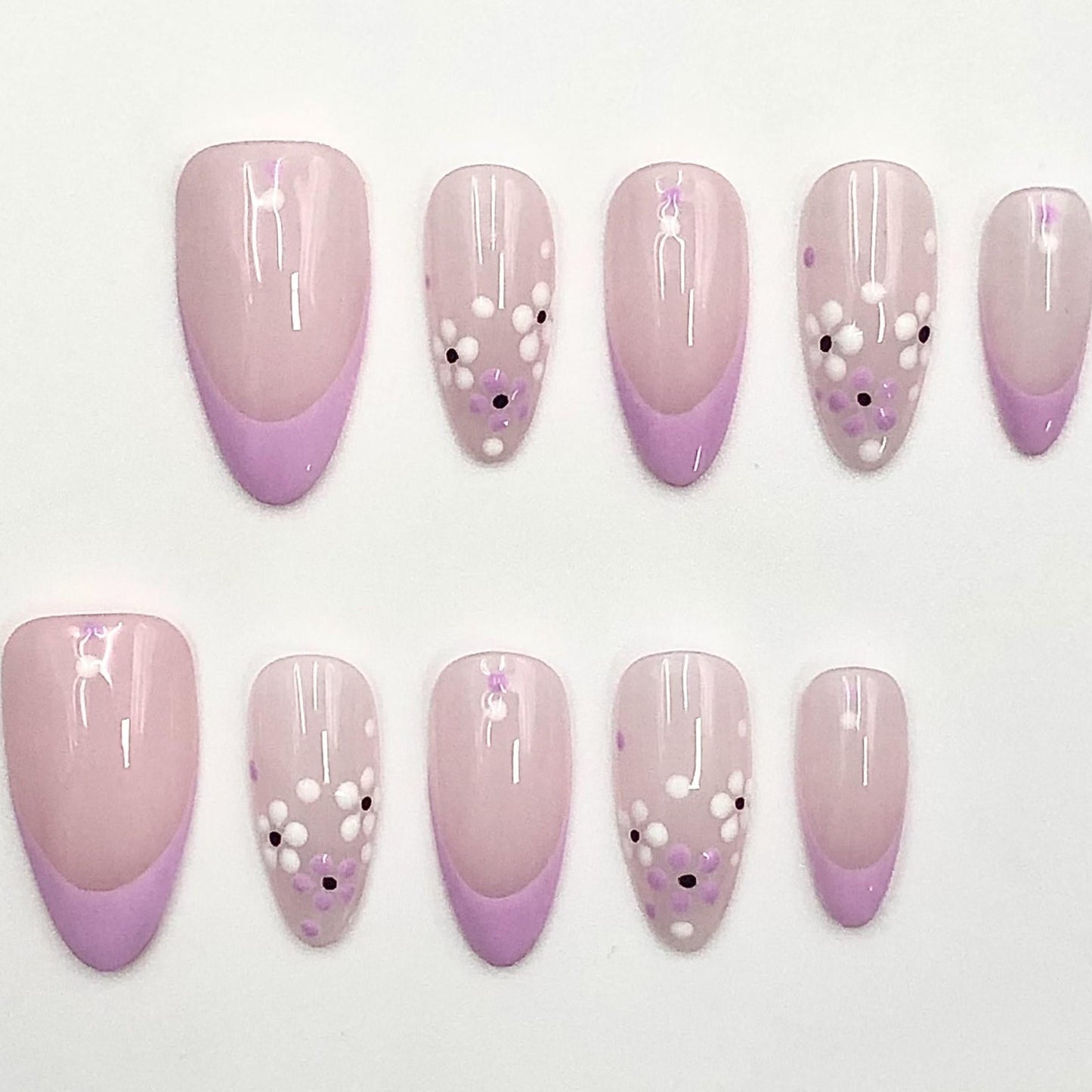 Lilac French Tip Press-On Nails with Polka Dot Flower Accents–Soft Spring Floral Nail Set Artificial reusable fake glue on faux nails art