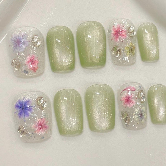 Pastel Green Floral Press-On Toe Nails Artificial reusable fake glue on faux manicure nails trendy art