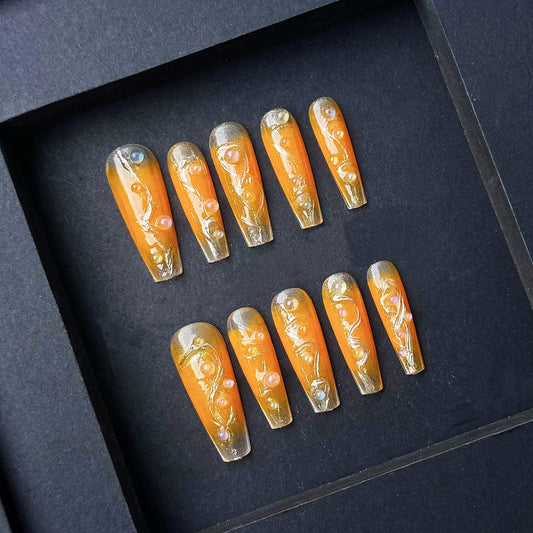 Golden Sunrise 3D Jelly Press-On Nails with Iridescent Accents. Artificial reusable fake glue on faux manicure nails trendy art.