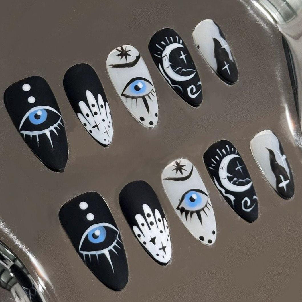 Mystic Eye Press On Nails Black and White Tarot Nails Hand Painted Celestial Nail Art Gothic Spiritual Nail Set Manicure glue on artificial