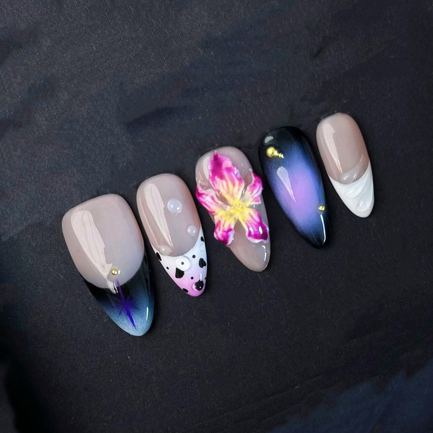 Mixed Aesthetic Press On Nails with 3D Orchid Cow Print and Galaxy Gradient Artificial reusable fake glue on faux manicure nails trendy art