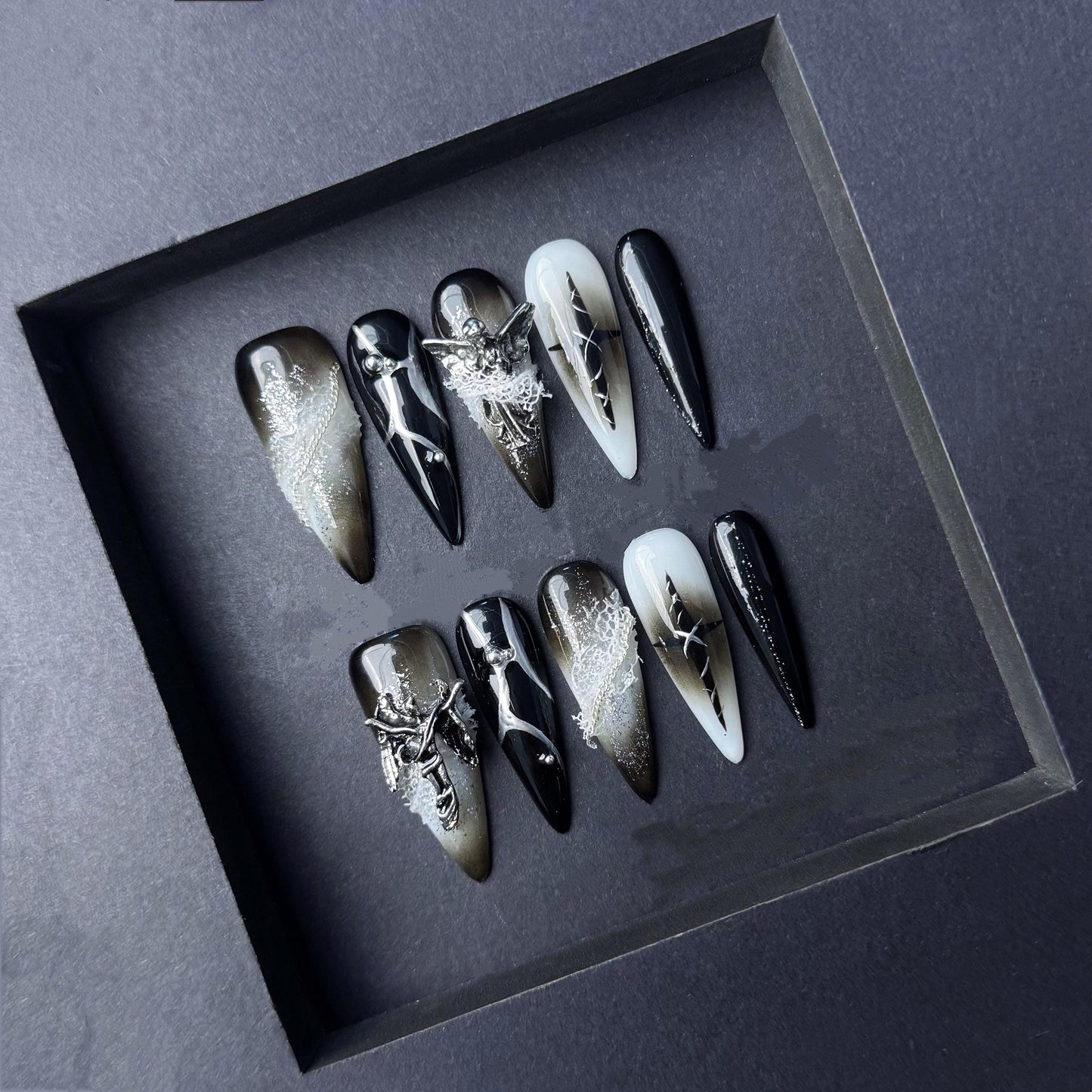 Gothic Black and White Ombre Press On Nails with Chains and 3D Details Manicure press on artificial glue on faux reusable trendy nail