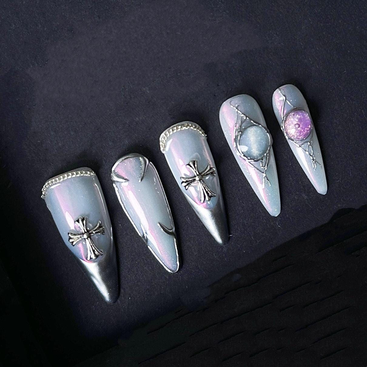 Galaxy Pearl Chrome Press On Nails with Iridescent Orb Accents Manicure press on artificial glue on faux reusable trendy nail