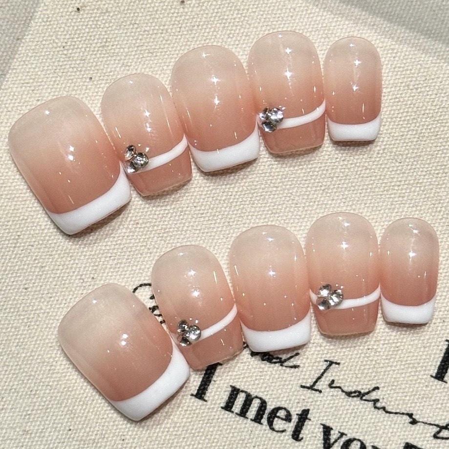 Classic French Tip Nude Press On Nails with Rhinestone Accents artificial reusable fake glue on faux manicure nails trendy art