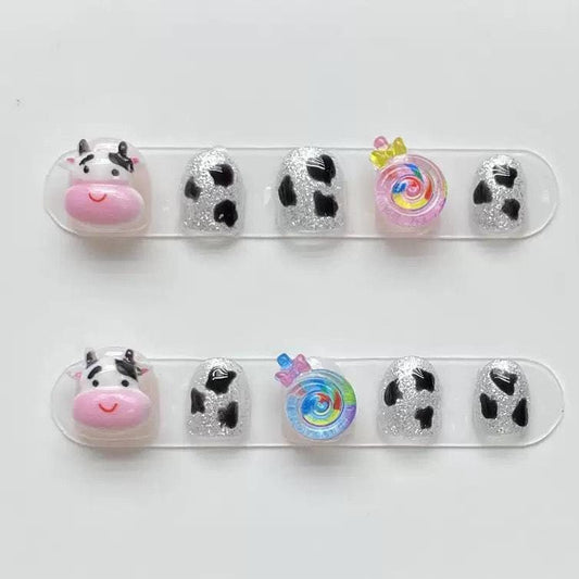 Cute Cow and Candy Glitter Kids Press-On Nails – Farm Theme Nail Set. Artificial reusable fake glue on faux manicure nails trendy art.